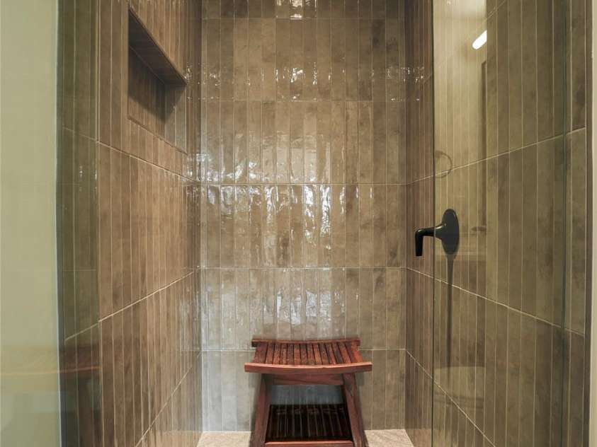 715 Charles Avenue, Charlotte, NC 28205.  MLS# CAR4283037, YatesRealty ID 27402. 