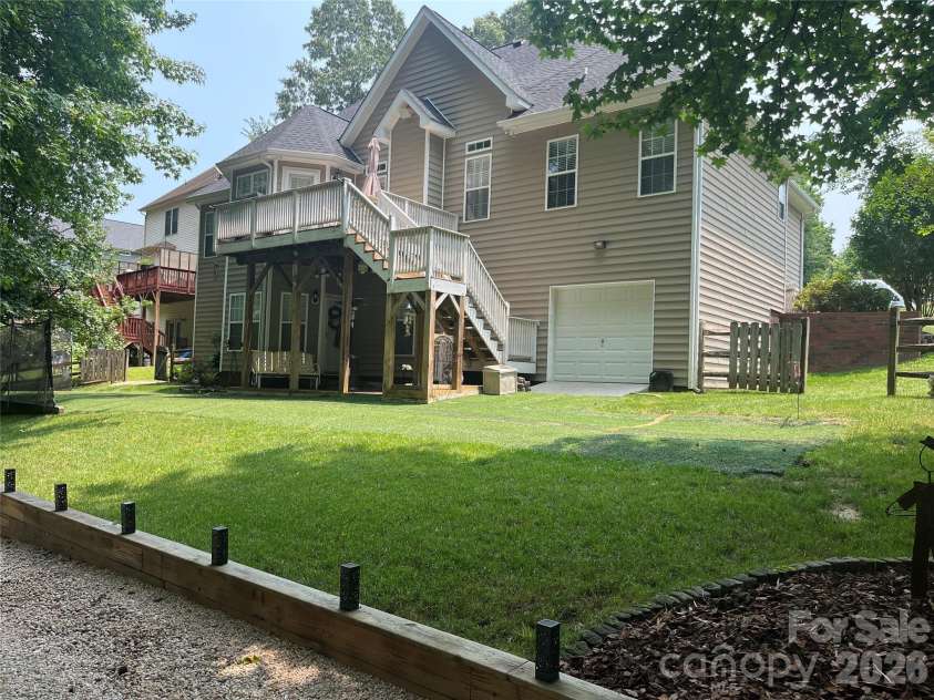 829 Savannah Place Drive, Fort Mill, SC 29715.  MLS# CAR4381436, YatesRealty ID 27403. 