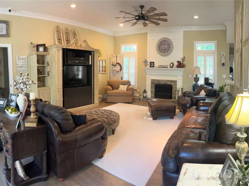 829 Savannah Place Drive, Fort Mill, SC 29715.  MLS# CAR4381436, YatesRealty ID 27403. 
