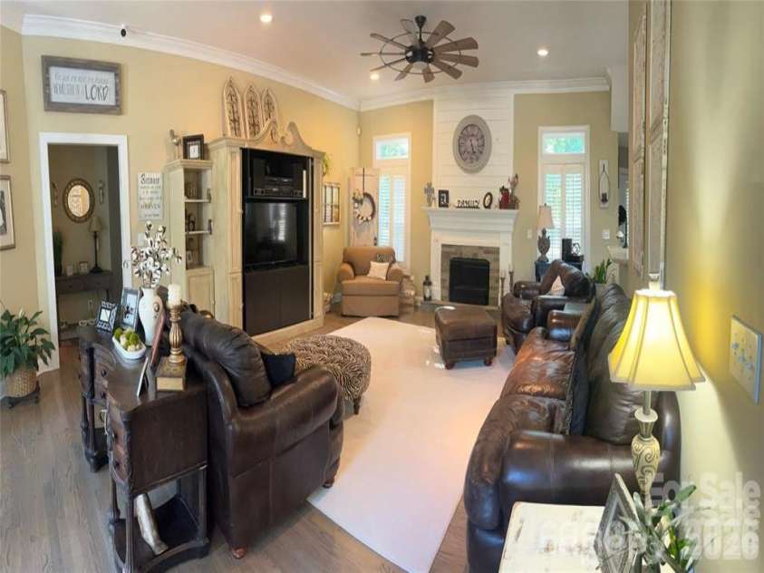 829 Savannah Place Drive, Fort Mill, SC 29715.  MLS# CAR4411715, YatesRealty ID 27403. 