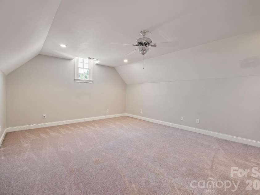 137 Natures Trail, Statesville, NC 28625.  MLS# CAR4382561, YatesRealty ID 27404. Bonus Room with half-bath