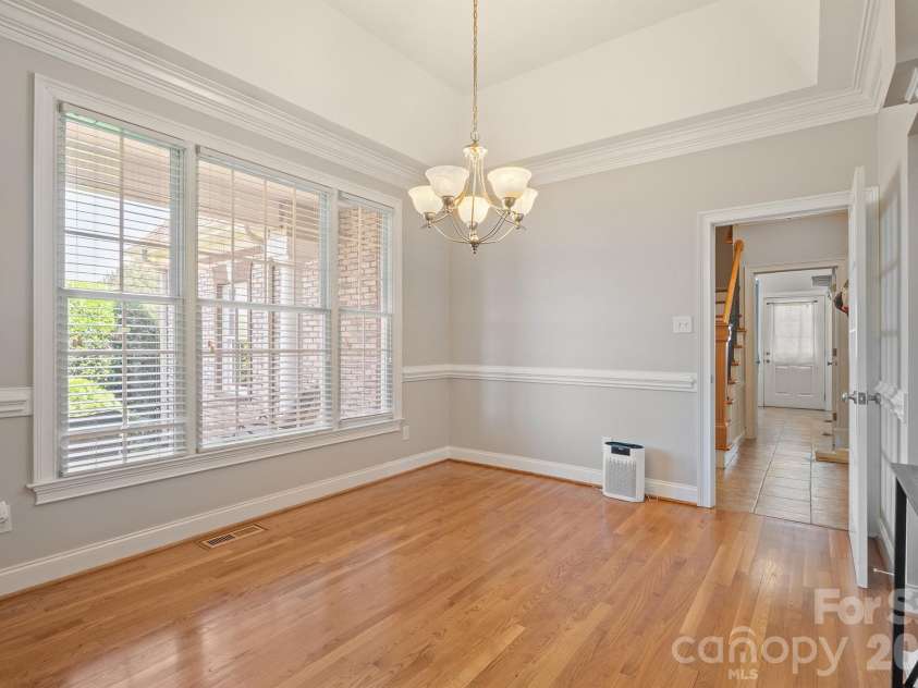 137 Natures Trail, Statesville, NC 28625.  MLS# CAR4382561, YatesRealty ID 27404. Oversized dining room