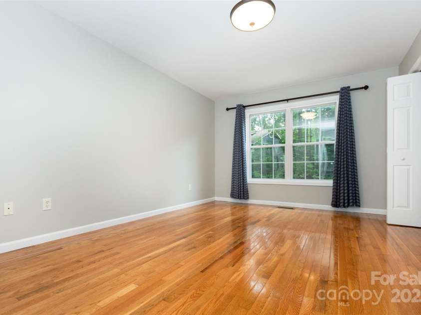 13 Castle Street, Asheville, NC 28803.  MLS# CAR4278006, YatesRealty ID 27406. Primary Bedroom