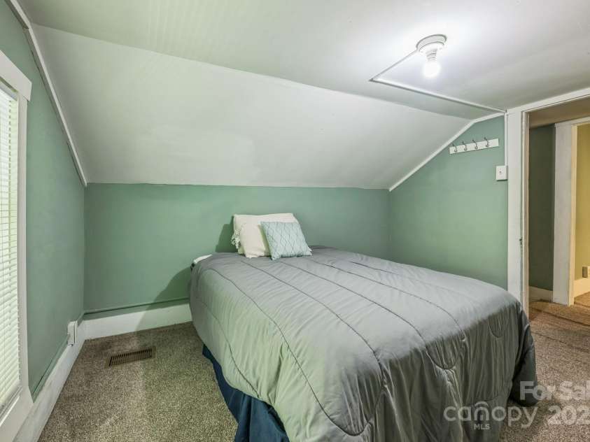 12730 Highway 19W Highway, Bryson City, NC 28713.  MLS# CAR4281602, YatesRealty ID 27407. 