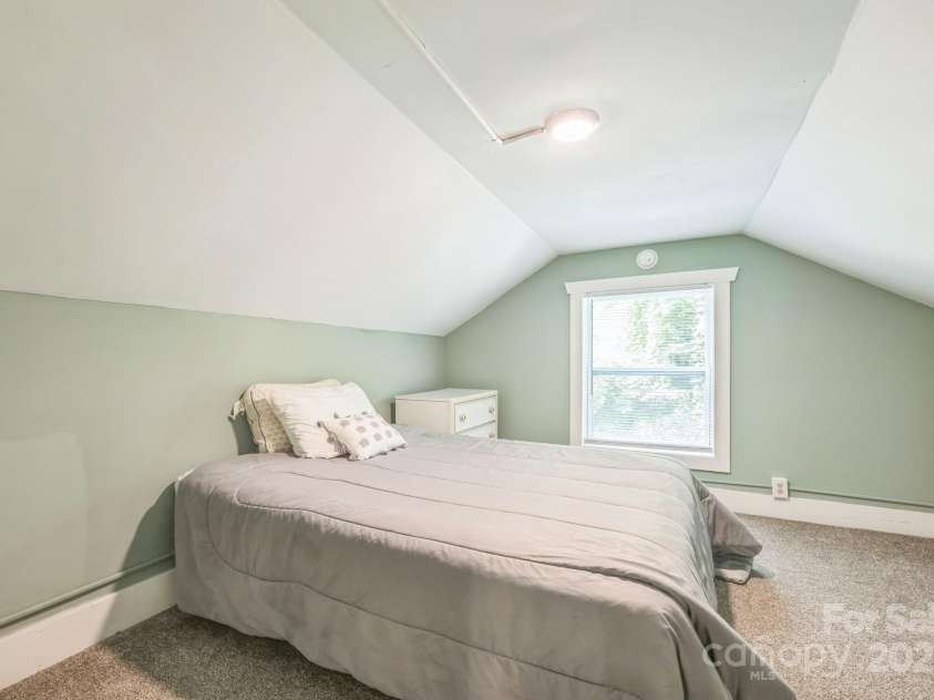 12730 Highway 19W Highway, Bryson City, NC 28713.  MLS# CAR4281602, YatesRealty ID 27407. 