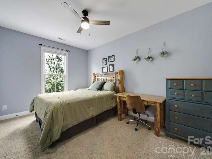 905 Stratford Run Drive, Fort Mill, SC 29708.  MLS# CAR4376445, YatesRealty ID 27407. 