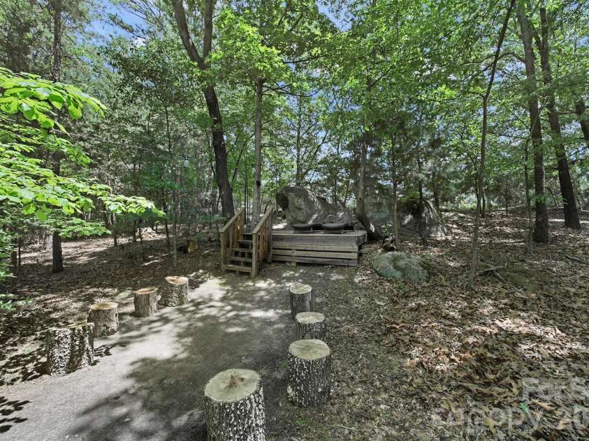 905 Stratford Run Drive, Fort Mill, SC 29708.  MLS# CAR4376445, YatesRealty ID 27407. 