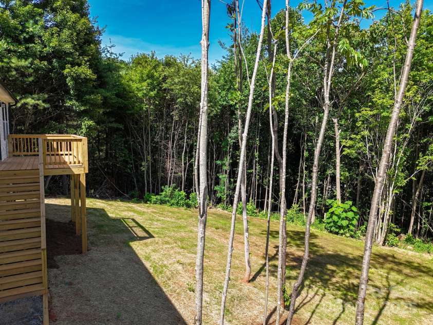 72 Carolyn Drive, Candler, NC 28715.  MLS# CAR4275453, YatesRealty ID 27408. 