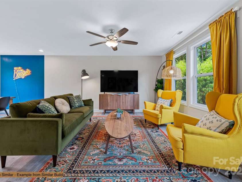 72 Carolyn Drive, Candler, NC 28715.  MLS# CAR4275453, YatesRealty ID 27408. 