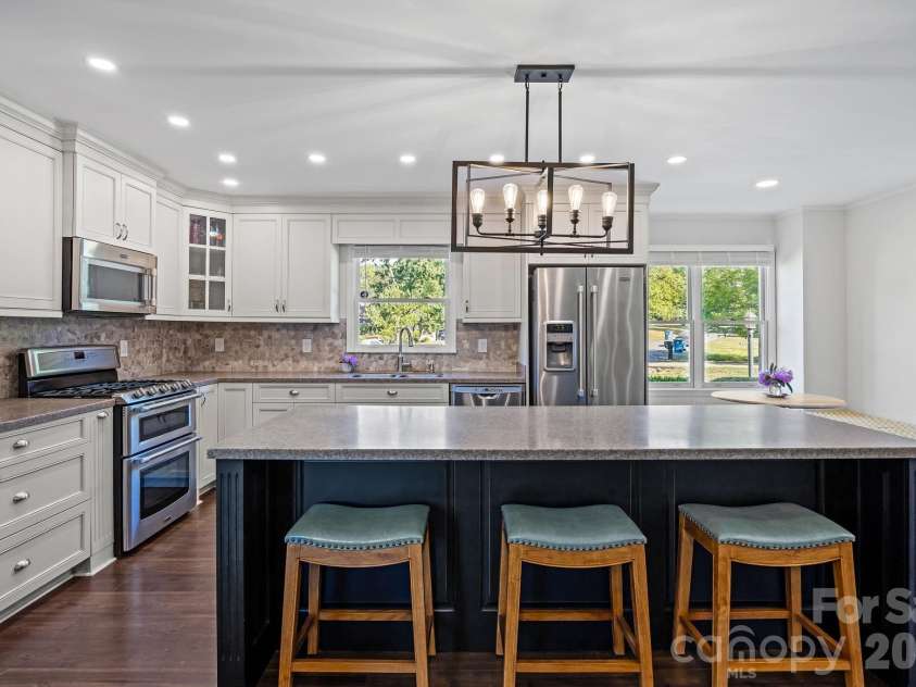 3030 Lydia Lane, Newton, NC 28658.  MLS# CAR4373237, YatesRealty ID 27409. 