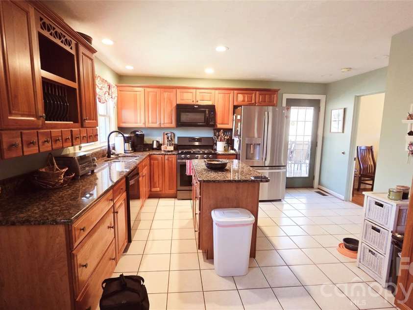 53 Dewees Drive, Sylva, NC 28779.  MLS# CAR4340336, YatesRealty ID 2741. 