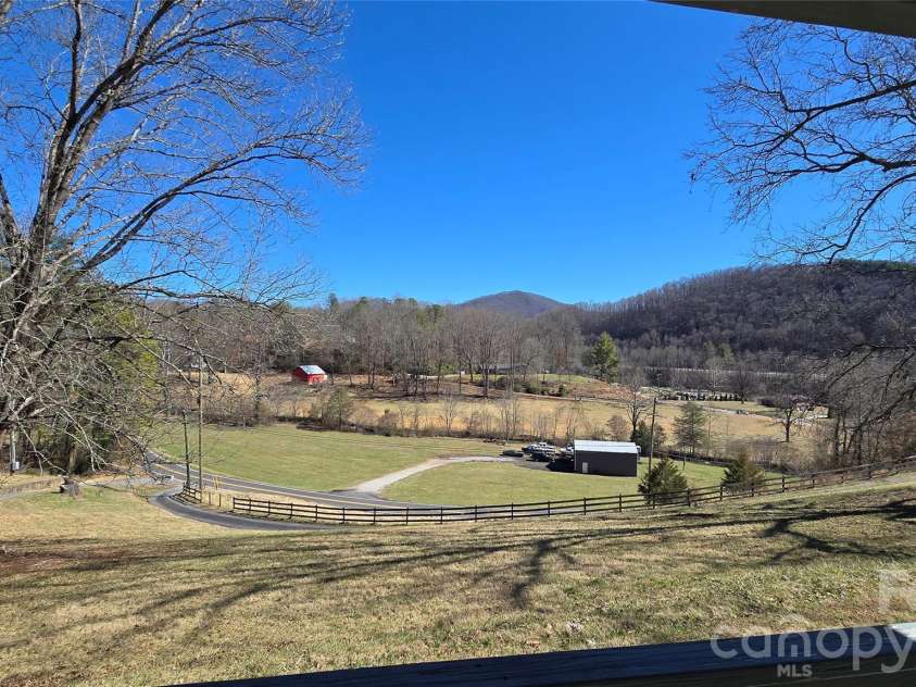 53 Dewees Drive, Sylva, NC 28779.  MLS# CAR4340336, YatesRealty ID 2741. 