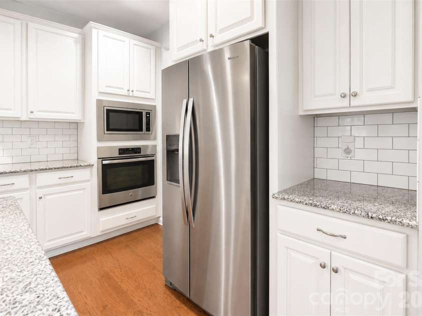 2654 Treeline Drive, Concord, NC 28027.  MLS# CAR4386436, YatesRealty ID 27410. 