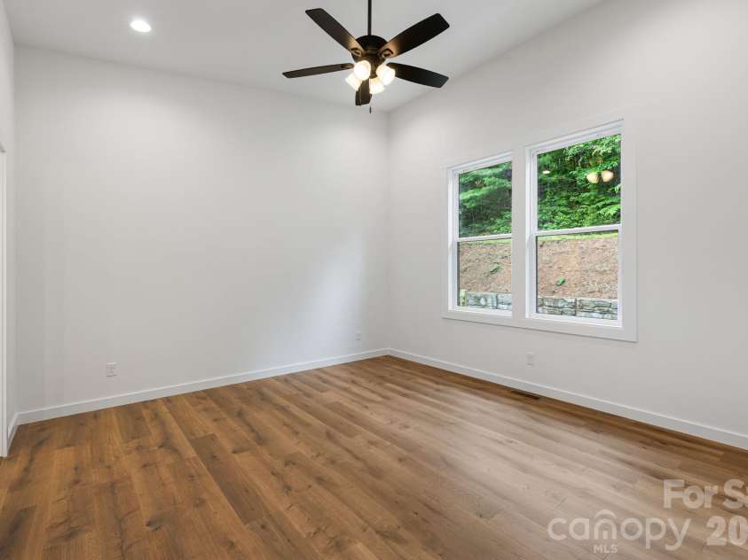 69 Quiet Woods Drive, Leicester, NC 28748.  MLS# CAR4381773, YatesRealty ID 27411. 