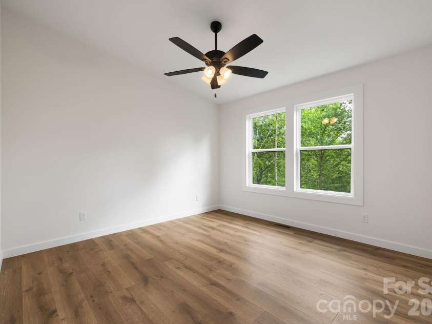 69 Quiet Woods Drive, Leicester, NC 28748.  MLS# CAR4381773, YatesRealty ID 27411. 