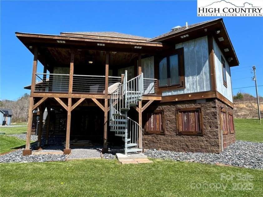 972 Deep Ford Road, Lansing, NC 28643.  MLS# CAR4284223, YatesRealty ID 27411. 