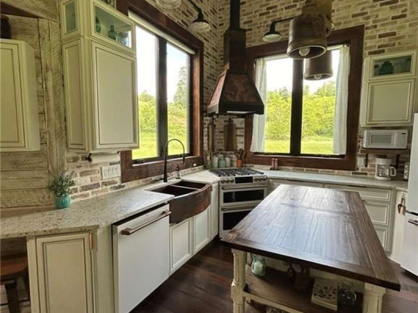 972 Deep Ford Road, Lansing, NC 28643.  MLS# CAR4284223, YatesRealty ID 27411. 