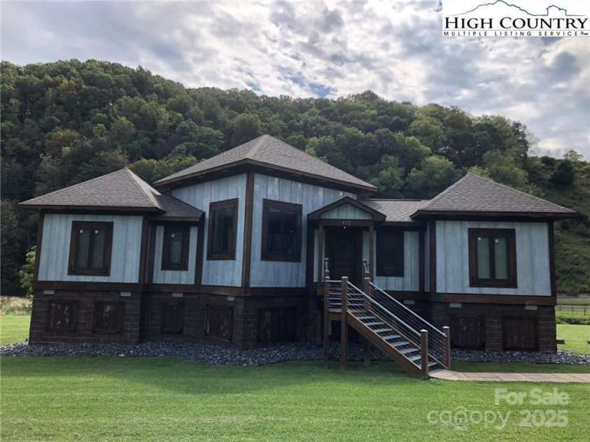 972 Deep Ford Road, Lansing, NC 28643.  MLS# CAR4284223, YatesRealty ID 27411. 