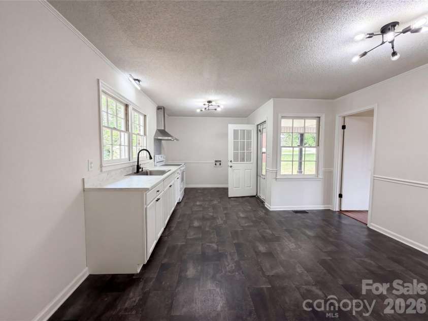 814 Charles Road, Shelby, NC 28152.  MLS# CAR4381007, YatesRealty ID 27413. 