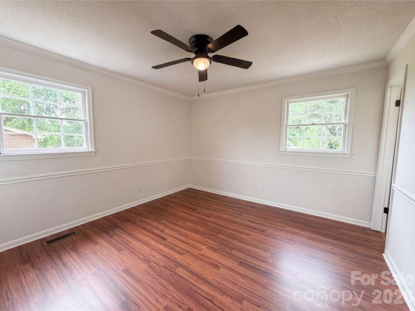 814 Charles Road, Shelby, NC 28152.  MLS# CAR4381007, YatesRealty ID 27413. 