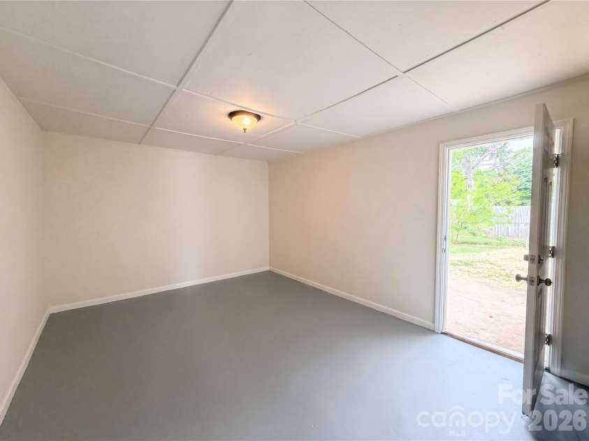 814 Charles Road, Shelby, NC 28152.  MLS# CAR4381007, YatesRealty ID 27413. 
