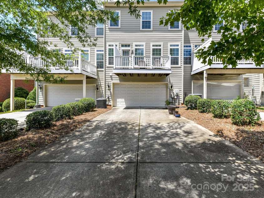 756 Naramore Street, Davidson, NC 28036.  MLS# CAR4284333, YatesRealty ID 27414. 