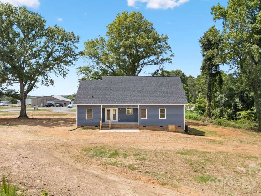 5436 NC 27 Highway, Vale, NC 28168.  MLS# CAR4284108, YatesRealty ID 27415. 