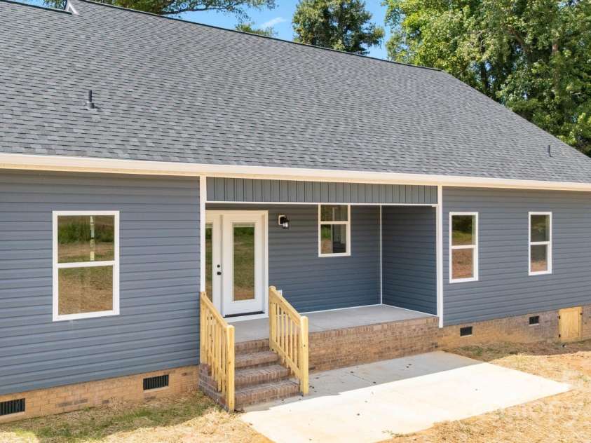 5436 NC 27 Highway, Vale, NC 28168.  MLS# CAR4284108, YatesRealty ID 27415. 