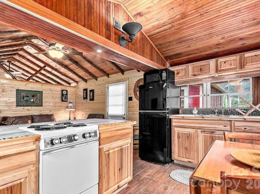 72 Chestnut Hill Road, Gerton, NC 28735.  MLS# CAR4375202, YatesRealty ID 27416. Sunflower Cottage - kitchen