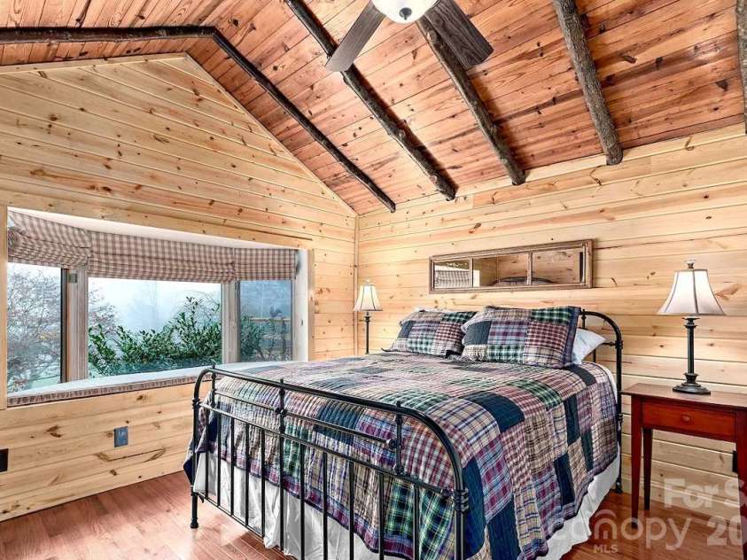 72 Chestnut Hill Road, Gerton, NC 28735.  MLS# CAR4375202, YatesRealty ID 27416. Sunflower Cottage - second bedroom