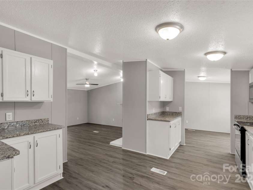 2009 Sugar Hill Road, York, SC 29745.  MLS# CAR4284017, YatesRealty ID 27417. 