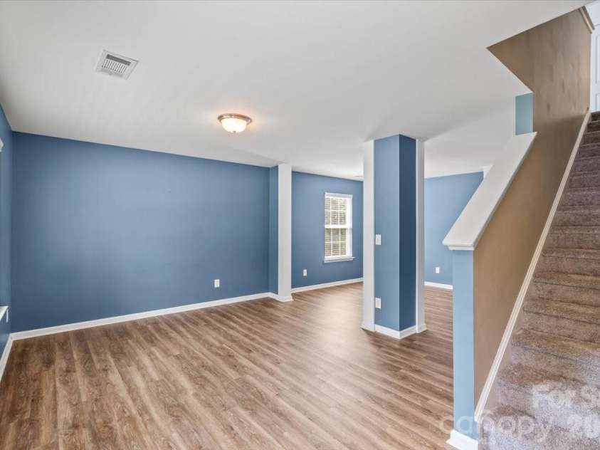 5229 Hawkins Meadow Court, Charlotte, NC 28213.  MLS# CAR4388106, YatesRealty ID 27417. 