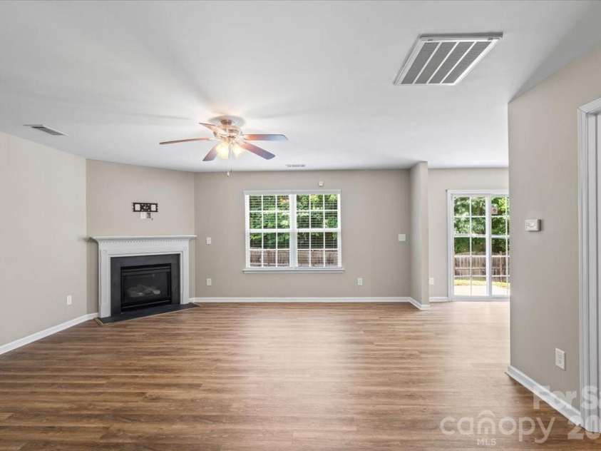 5229 Hawkins Meadow Court, Charlotte, NC 28213.  MLS# CAR4388106, YatesRealty ID 27417. 
