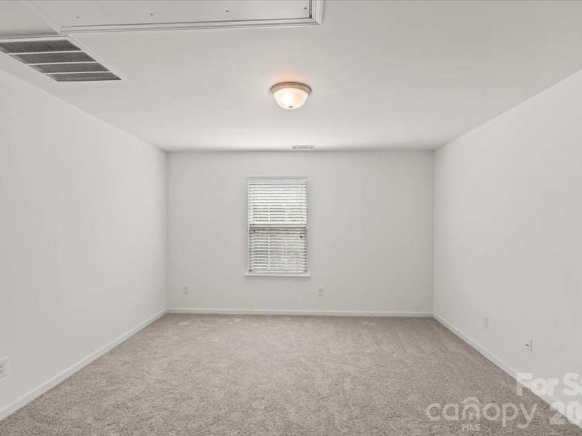 5229 Hawkins Meadow Court, Charlotte, NC 28213.  MLS# CAR4388106, YatesRealty ID 27417. 