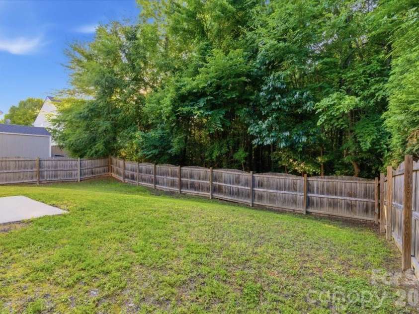 5229 Hawkins Meadow Court, Charlotte, NC 28213.  MLS# CAR4388106, YatesRealty ID 27417. 