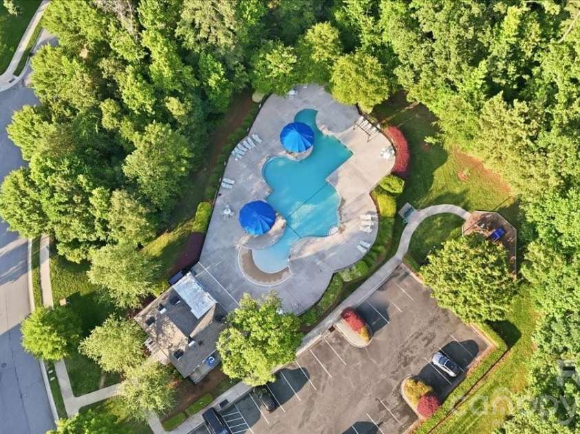 5229 Hawkins Meadow Court, Charlotte, NC 28213.  MLS# CAR4388106, YatesRealty ID 27417. 