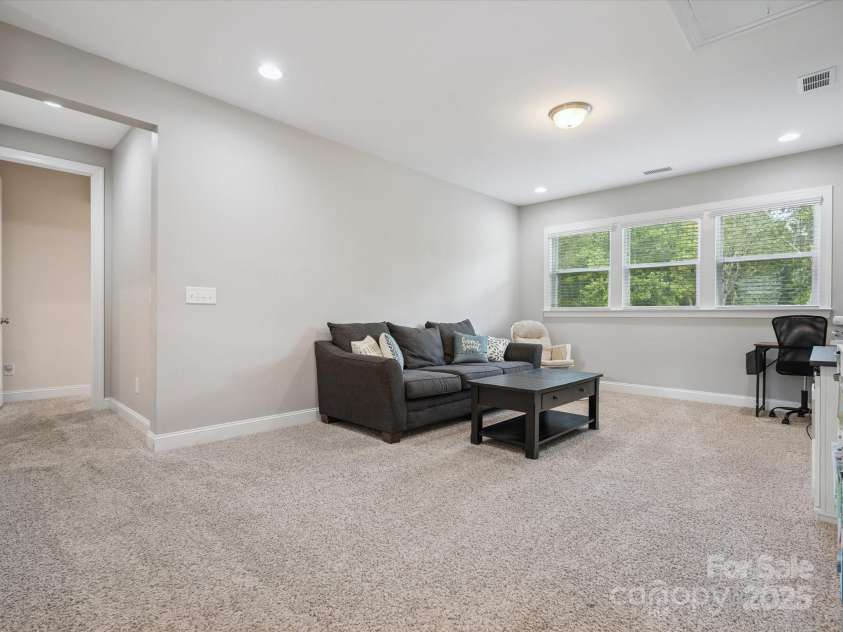125 Rain Shadow Drive, Mooresville, NC 28115.  MLS# CAR4283959, YatesRealty ID 27418. 
