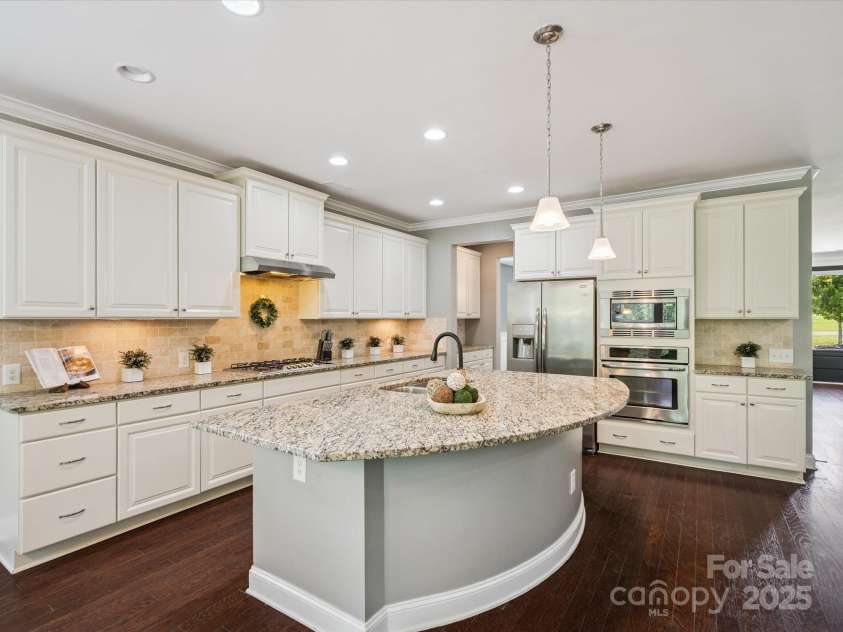 125 Rain Shadow Drive, Mooresville, NC 28115.  MLS# CAR4283959, YatesRealty ID 27418. 