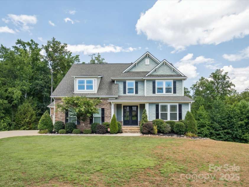 125 Rain Shadow Drive, Mooresville, NC 28115.  MLS# CAR4283959, YatesRealty ID 27418. 