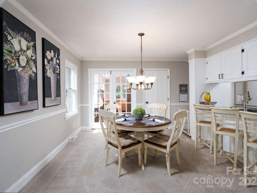 19017 Kailua Circle, Tega Cay, SC 29708.  MLS# CAR4278757, YatesRealty ID 27419. 