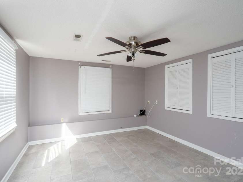 19017 Kailua Circle, Tega Cay, SC 29708.  MLS# CAR4278757, YatesRealty ID 27419. 