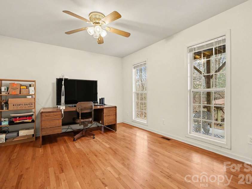 1010 James Street, Charlotte, NC 28216.  MLS# CAR4340340, YatesRealty ID 2742. 