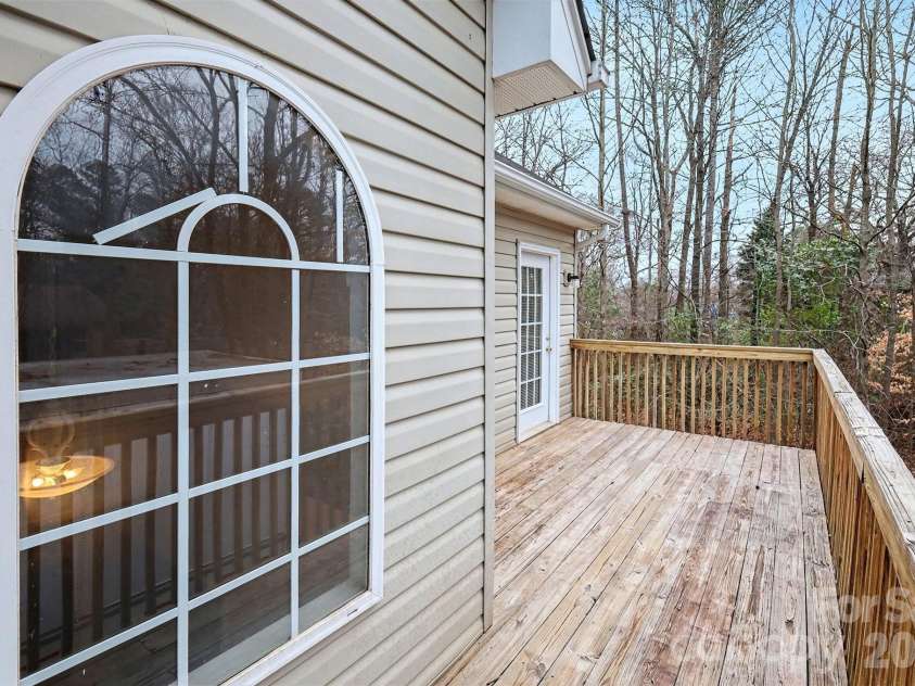 1010 James Street, Charlotte, NC 28216.  MLS# CAR4340340, YatesRealty ID 2742. 