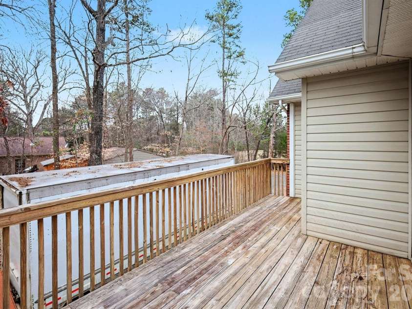 1010 James Street, Charlotte, NC 28216.  MLS# CAR4340340, YatesRealty ID 2742. 