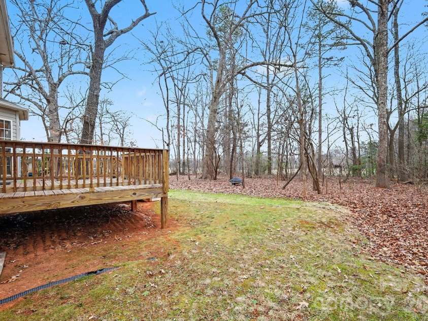 1010 James Street, Charlotte, NC 28216.  MLS# CAR4340340, YatesRealty ID 2742. 