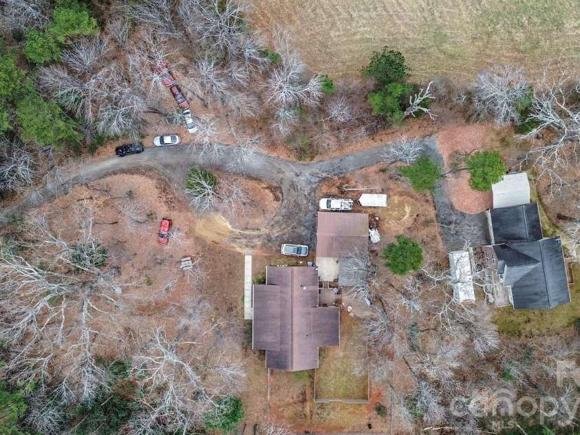 1010 James Street, Charlotte, NC 28216.  MLS# CAR4340340, YatesRealty ID 2742. 