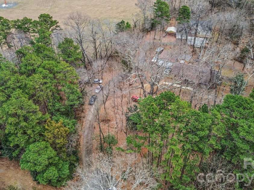 1010 James Street, Charlotte, NC 28216.  MLS# CAR4340340, YatesRealty ID 2742. 