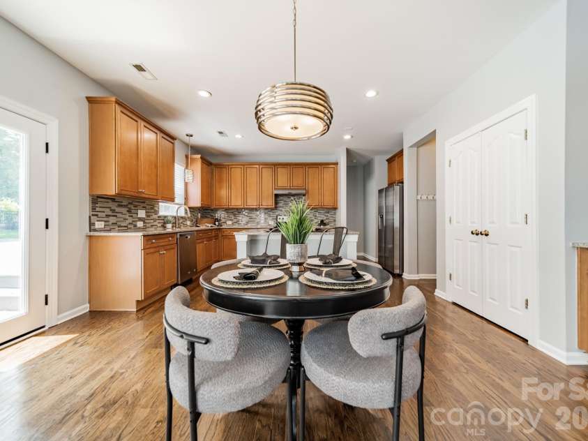 1109 Cooper Lane, Indian Trail, NC 28079.  MLS# CAR4384307, YatesRealty ID 27420. Breakfast area/Kitchen