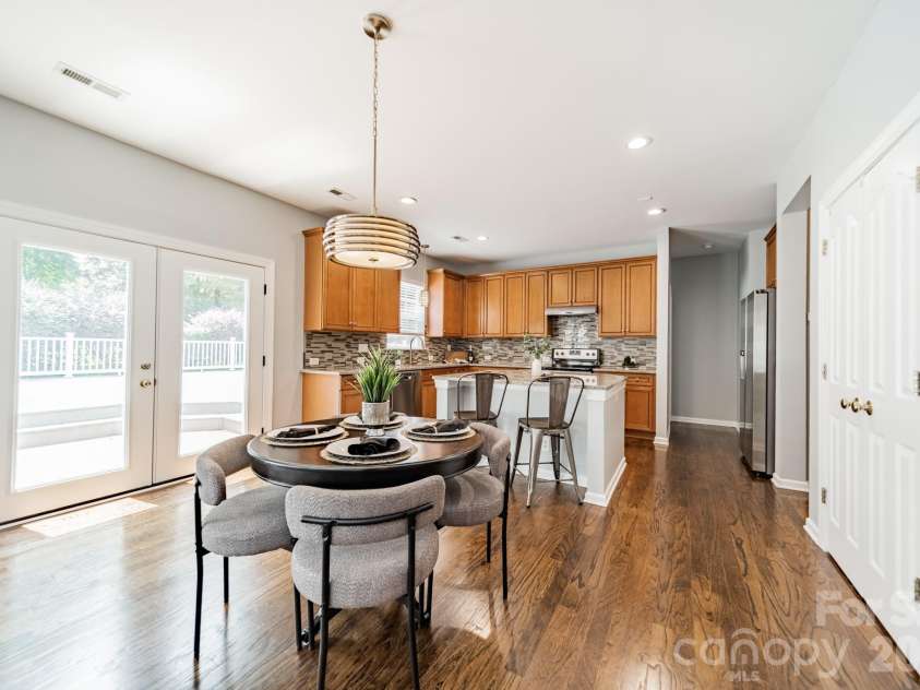 1109 Cooper Lane, Indian Trail, NC 28079.  MLS# CAR4384307, YatesRealty ID 27420. Kitchen