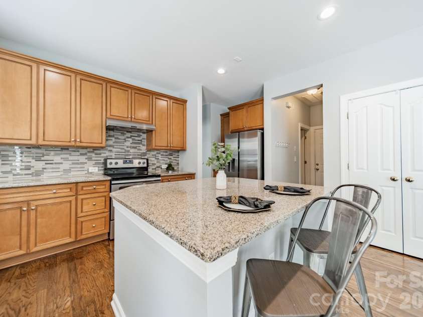 1109 Cooper Lane, Indian Trail, NC 28079.  MLS# CAR4384307, YatesRealty ID 27420. Kitchen Island
